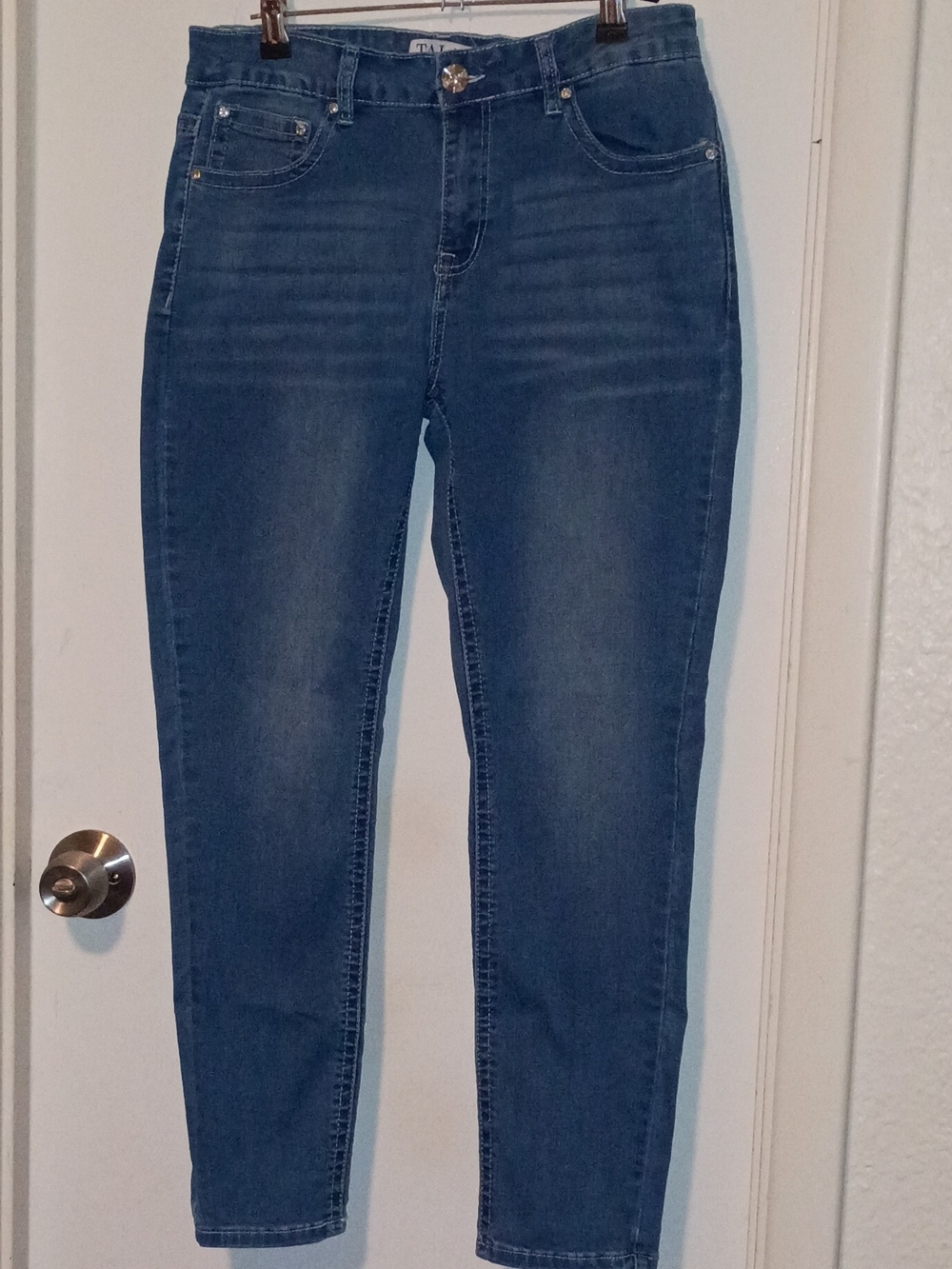 TAI High-Rise Skinny Jeans in Medium Blue Wash